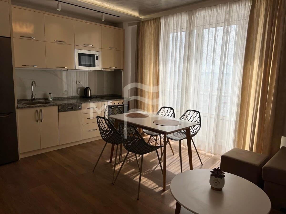Yacht Club 573 Apartment ดูร์เรส ภายนอก รูปภาพ
